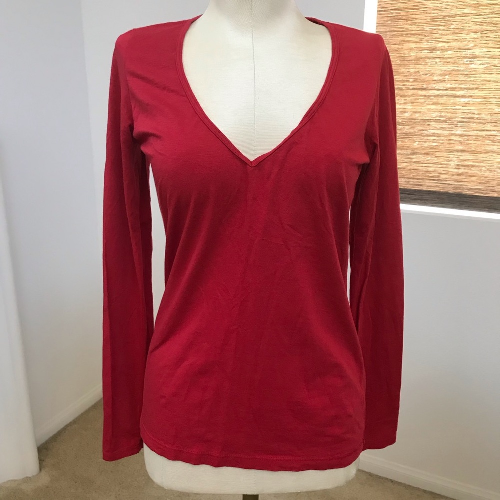 Basic red fitted V neck long sleeve top